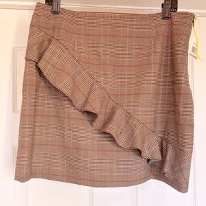 NWT CeCe Plaid Ruffle Detail Mini Skirt in Size 12